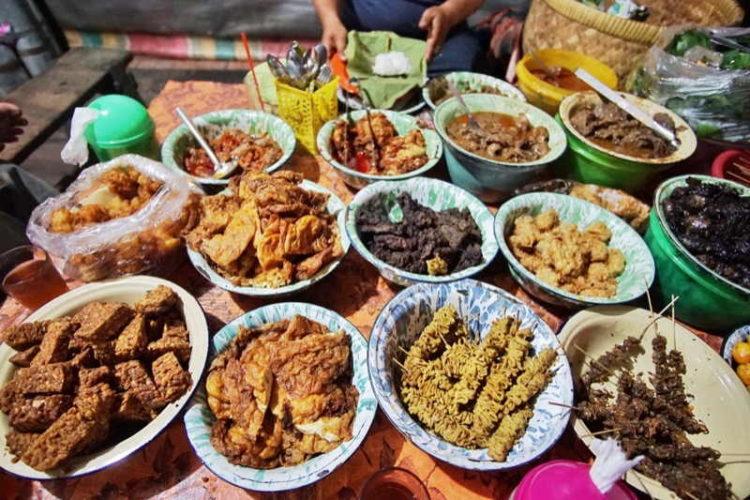Sewa Mobil Murah di Jogja | 20 Kuliner Khas Yogyakarta Terkenal