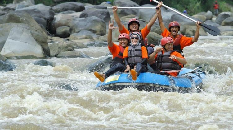 Arum Jeram Sungai Elo, Daftar Harga, Lokasi & Paket Arum Jeram