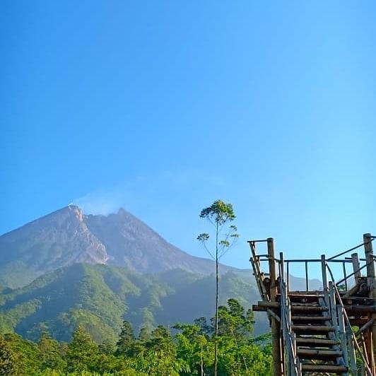 Bukit Klangon Merapi | Foto, Lokasi, Rute, Harga Tiket & Fasilitas